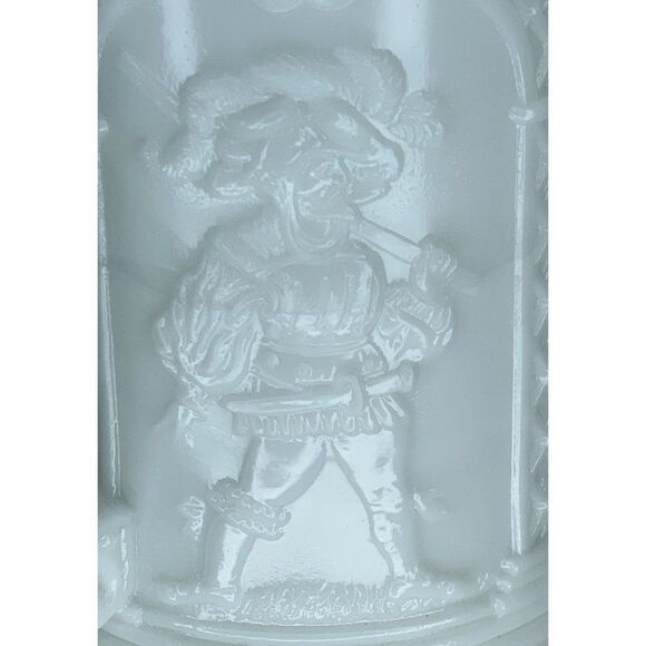 Vintage 1910 Westmoreland Milk Glass Stein Troubadour Pattern - Picture 11 of 11